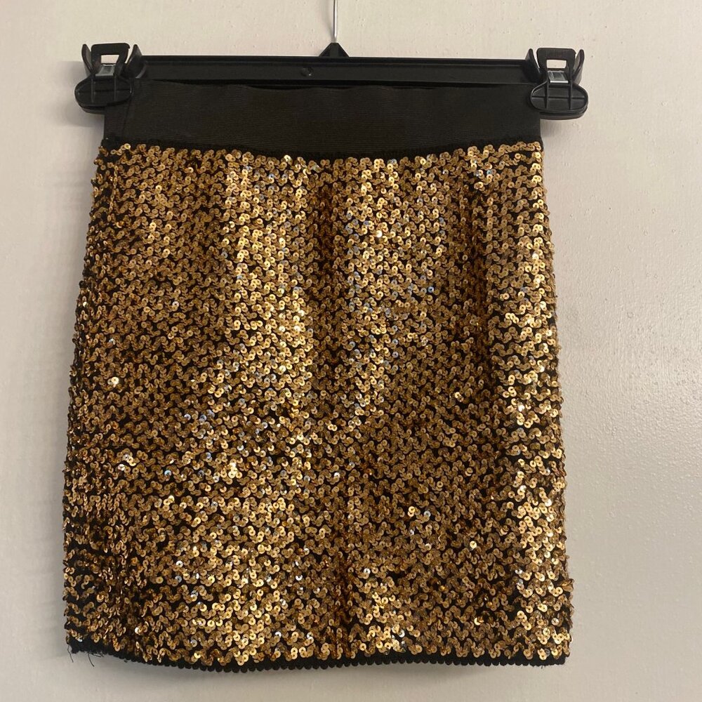 FOREVER 21 Women’s Rich Yellow Gold & Black Stretch Sequin Mini Skirt - S